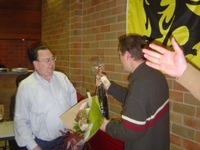 Georges geeft een geschenk